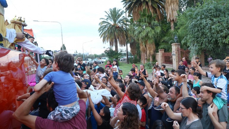 Maipú celebra la magia de los Reyes Magos con caravanas y sorpresas