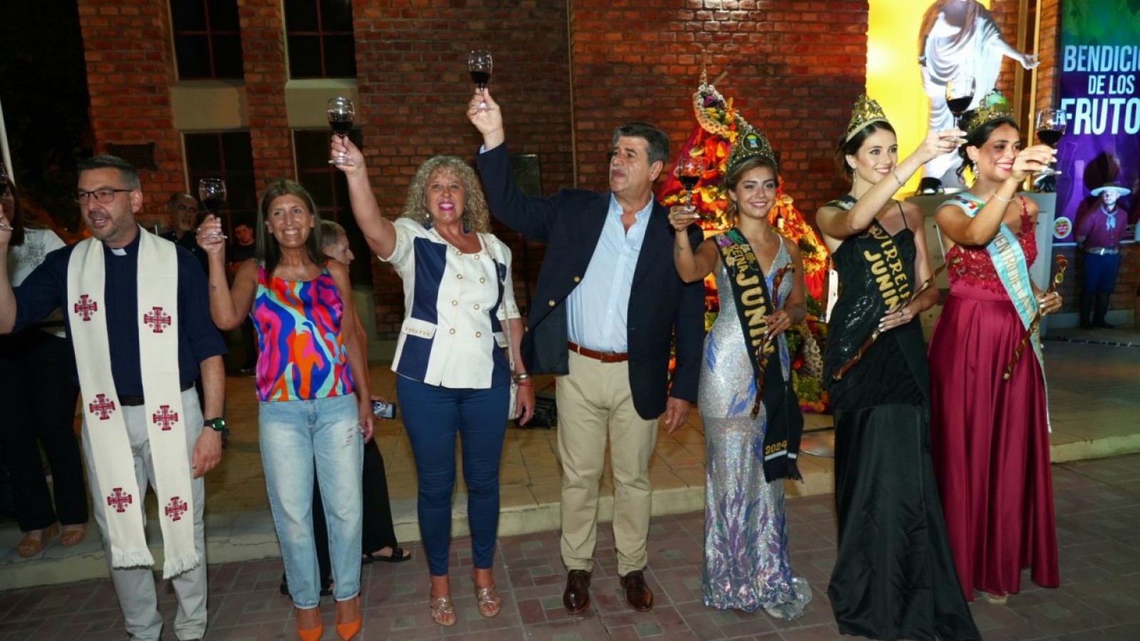 Junín celebró la Bendición de los Frutos y la Vía Blanca de las reinas