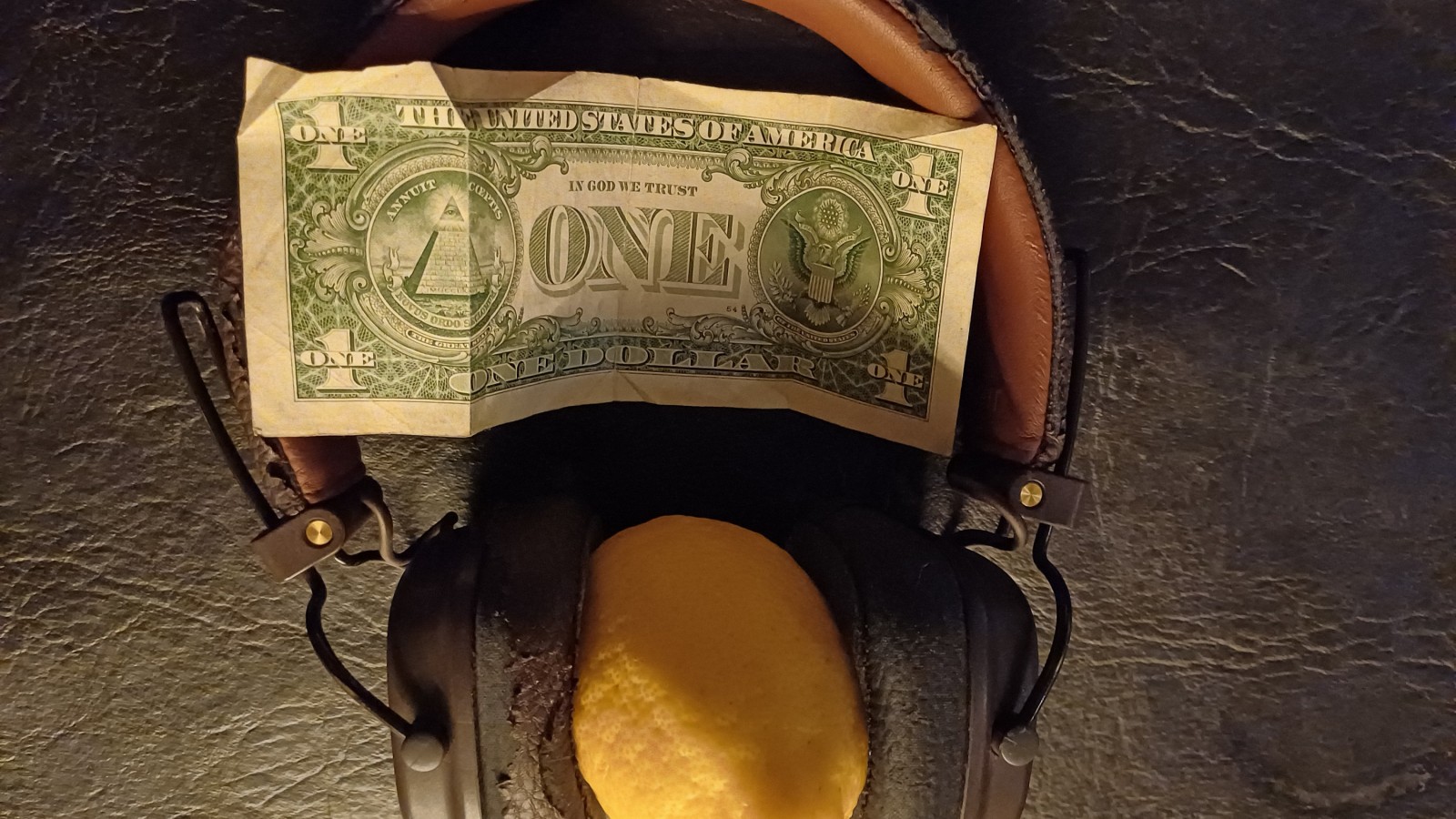 Limón, la fruta que siempre fue agria y ahora, amarga