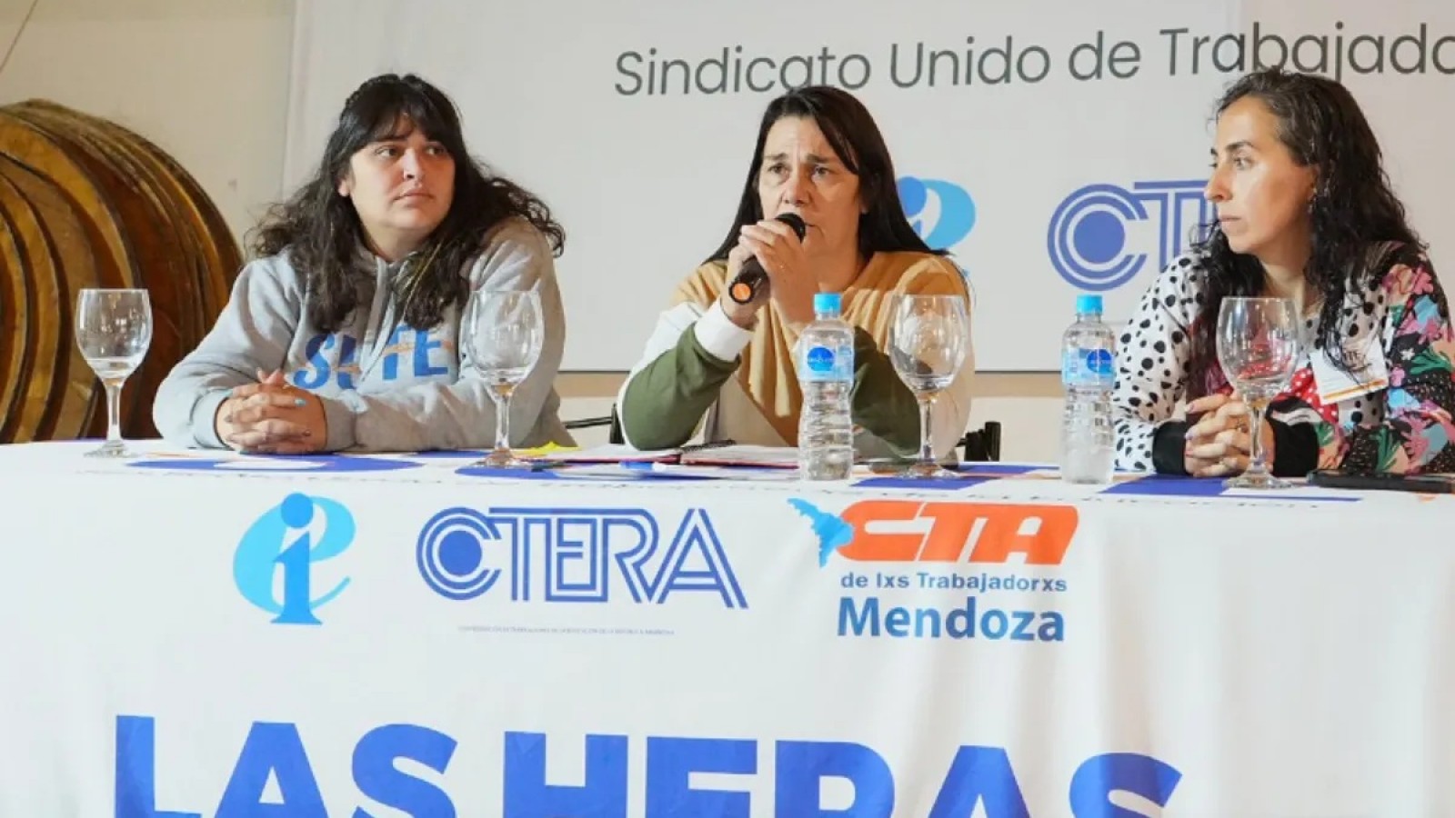 El gobierno mejoró la oferta salarial al SUTE, que está siendo analizada en las escuelas
