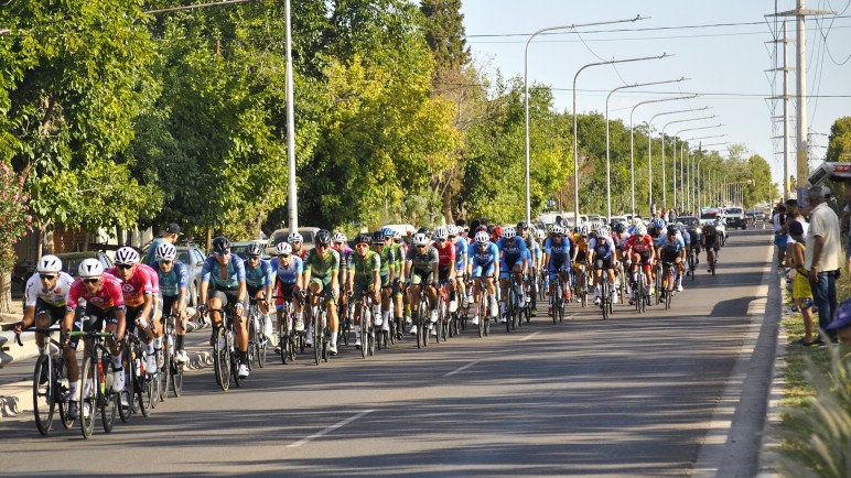 Primera Etapa: Vuelta Ciclista de Mendoza y un exigente recorrido que unirá Junín, El Carrizal y Tupungato