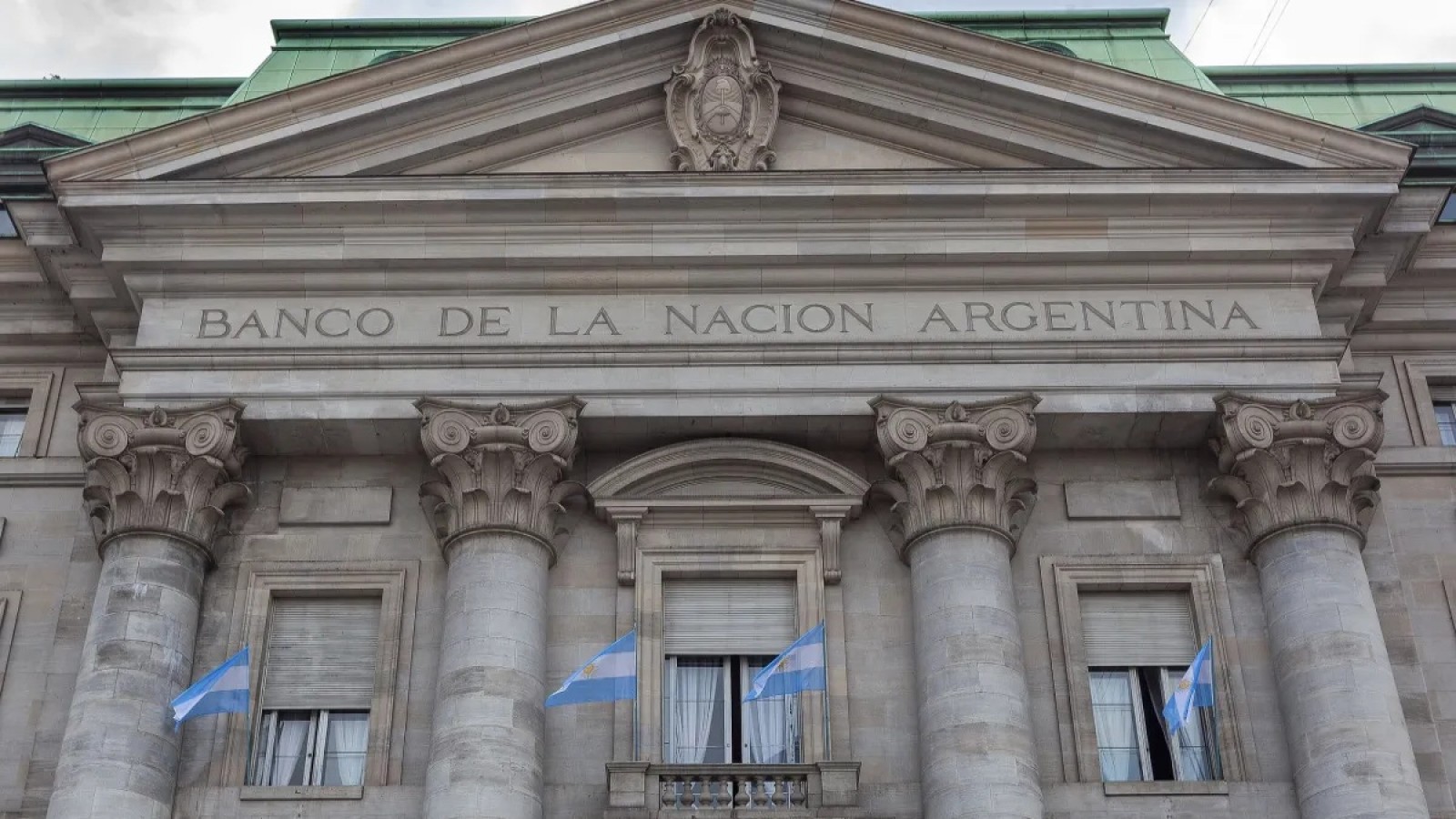 Javier Milei transforma el Banco Nación en una Sociedad Anónima