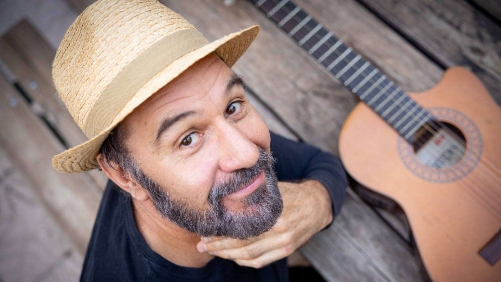 Osvaldo Ciccioli regresa a Mendoza para presentar su nuevo álbum "Es Fácil"