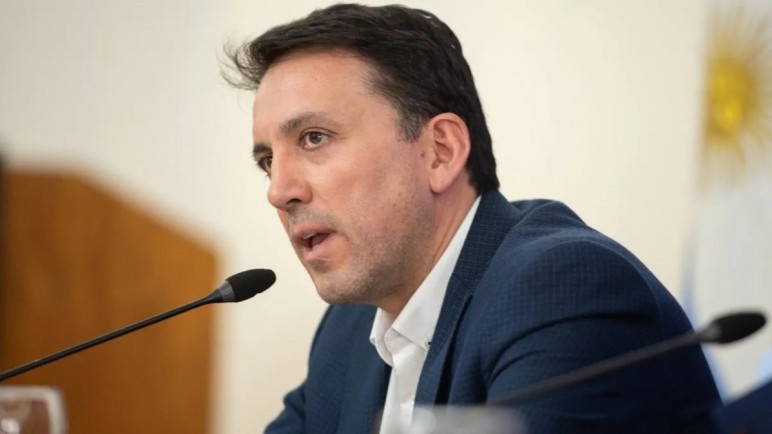 Mendoza le reclamará al gobierno de Milei una deuda millonaria en educación