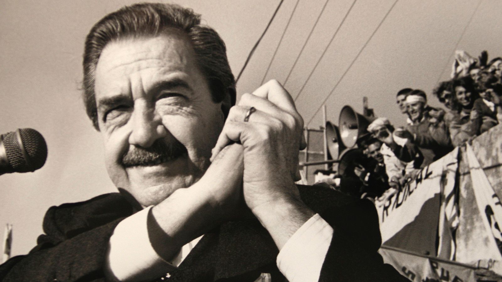 Raúl Ricardo Alfonsín: Un hombre de democracia y coraje