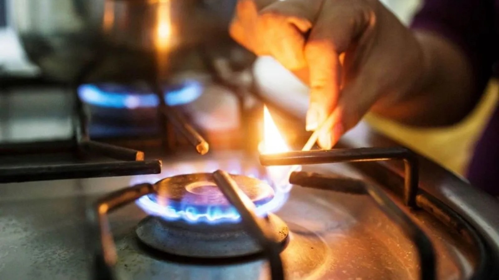 El gobierno de Milei autorizó una suba en la tarifa del gas natural en todas las distribuidoras