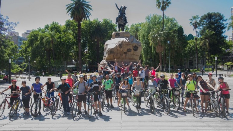 Semana Santa en la Ciudad de Mendoza: historia, vino y naturaleza en una experiencia inolvidable