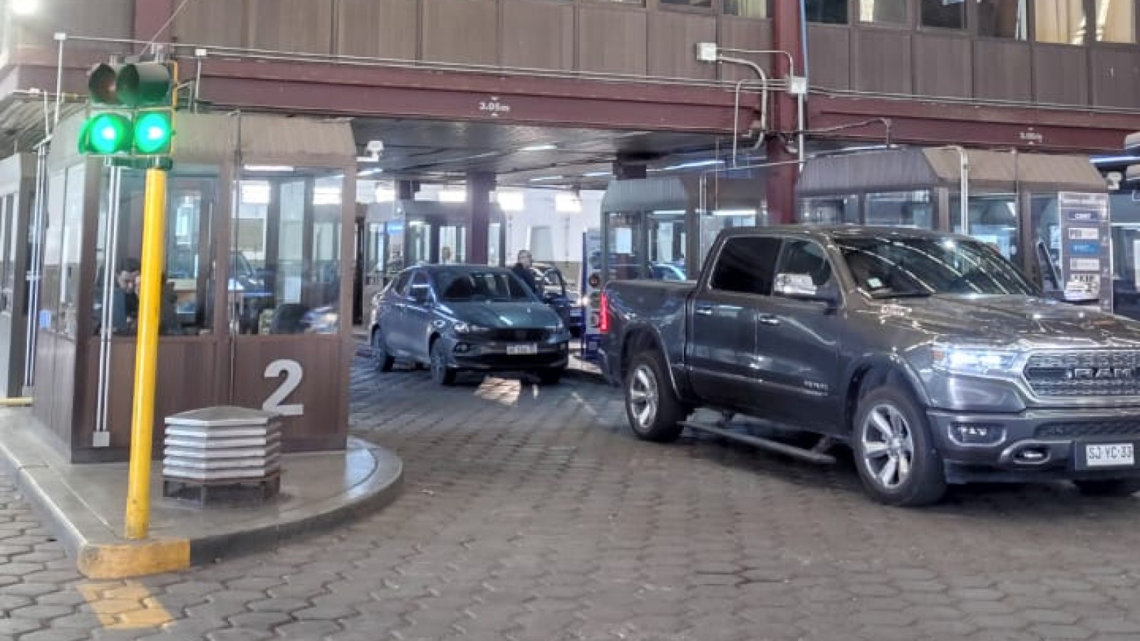 Paso a Chile: jornada tranquila en el inicio de Semana Santa