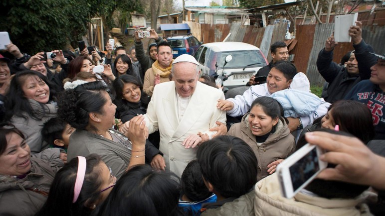 Personas pobres, presas, trans y migrantes acompañarán el féretro del Papa antes de su entierro