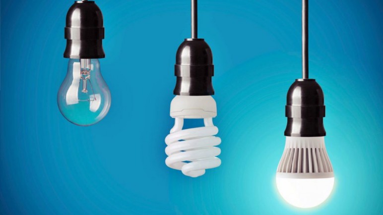 La baja en la tarifa de luz que anunció Cornejo en realidad es una diferencia del año pasado