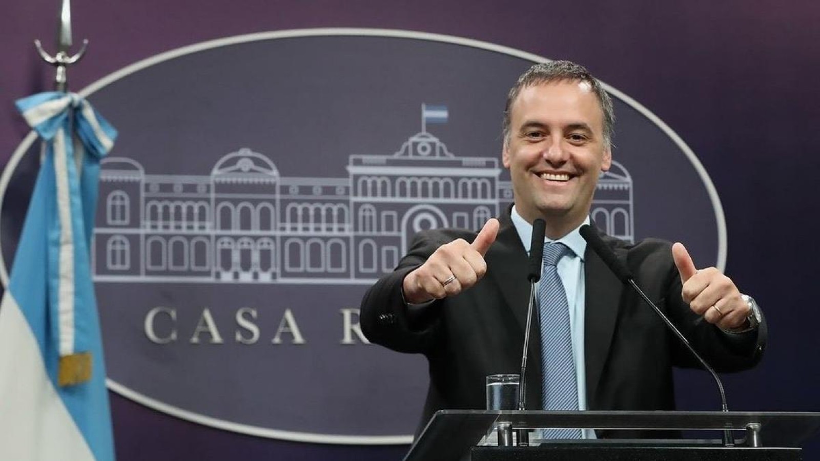 El gobierno de Milei cierra dos fondos fiduciarios para viviendas y ciencia