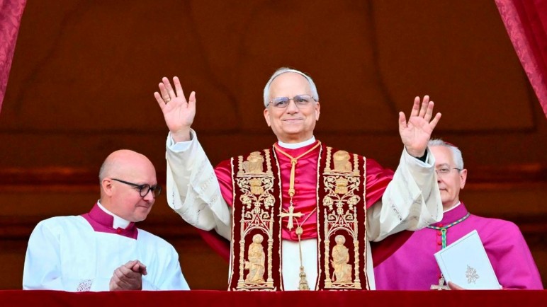 El presidente Milei se refirió al Papa León XIV, le advirtió sobre sus ideas y viajará a su asunción