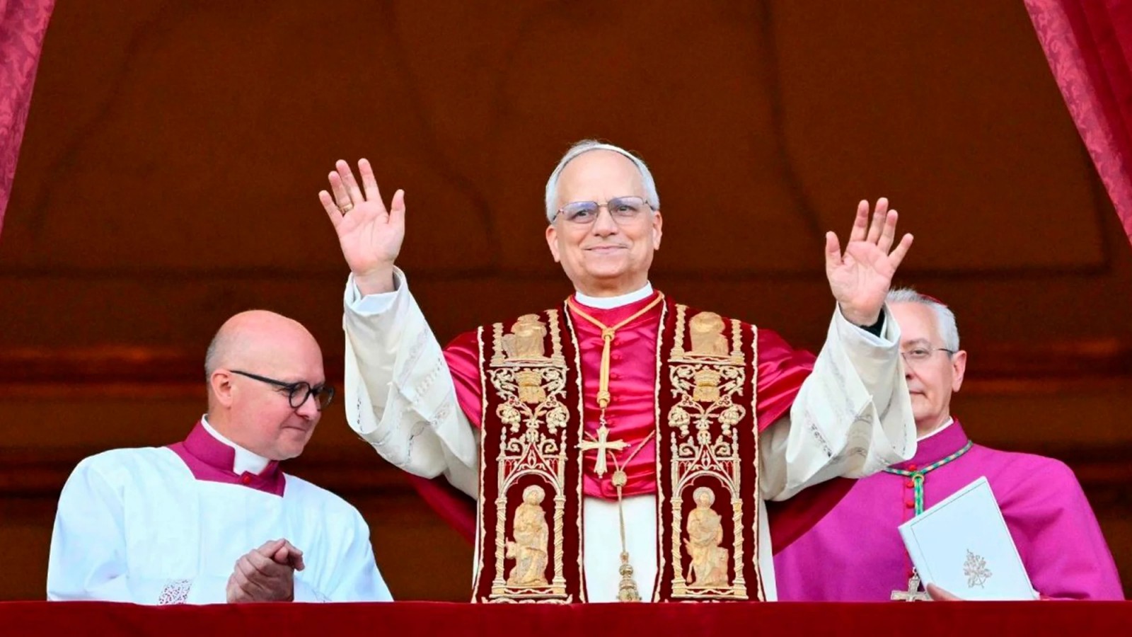 El presidente Milei se refirió al Papa León XIV, le advirtió sobre sus ideas y viajará a su asunción