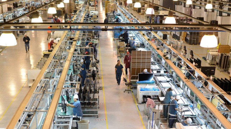 Paro total de trabajadores de Tierra del Fuego por la eliminación de aranceles a productos electrónicos