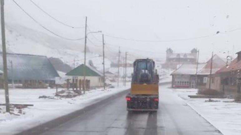 Cerraron el Paso Internacional Cristo Redentor por la tormenta tras el Zonda