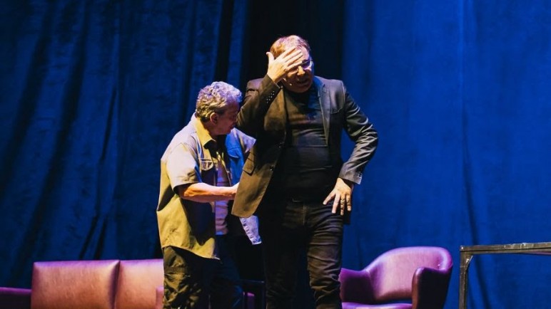 Gabriel Rolón despide su aclamada obra Palabra Plena