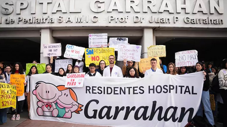 Buscan declarar la emergencia en salud pediátrica por el conflicto del Hospital Garrahan