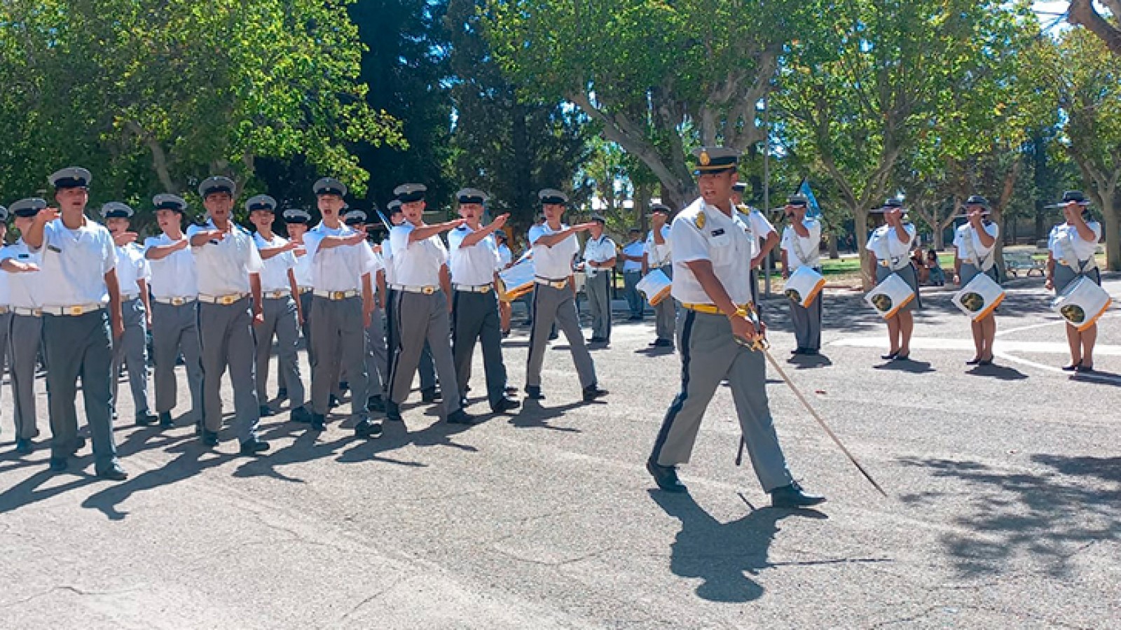 El rol del Liceo Militar General Espejo en la inserción social de la comunidad lasherina