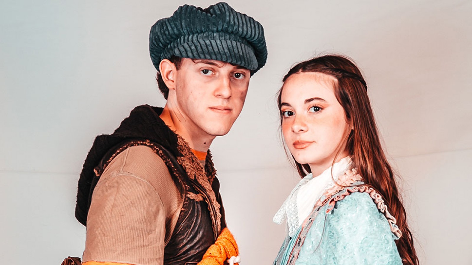 Teatro Plaza presenta el musical "La Casa de al Lado"