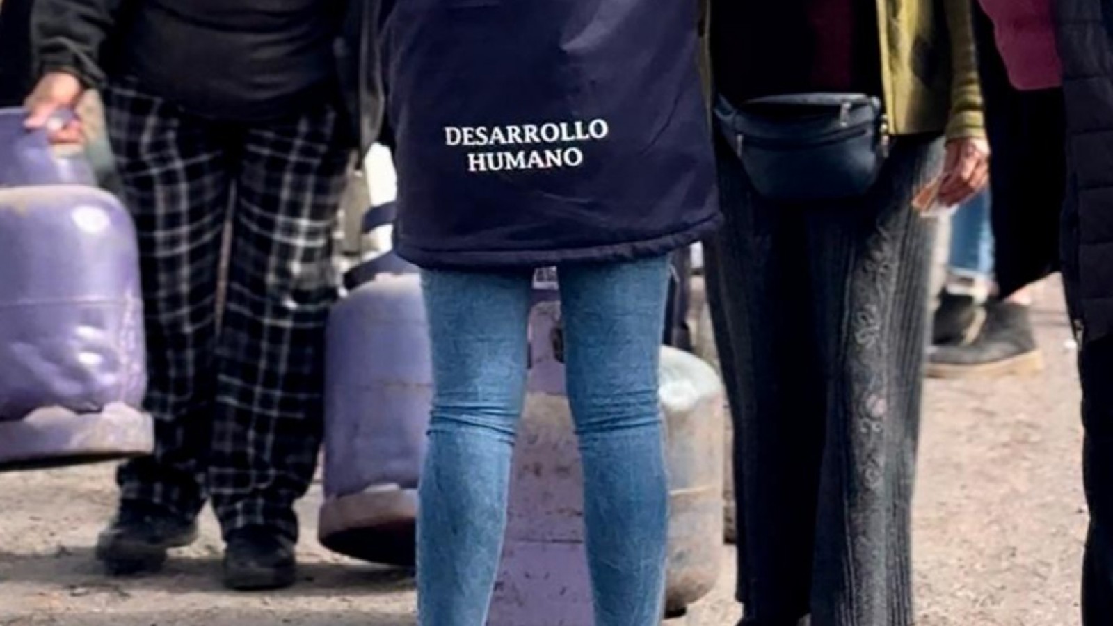 Refuerzan su compromiso social con operativos de garrafas subsidiadas en todo el departamento