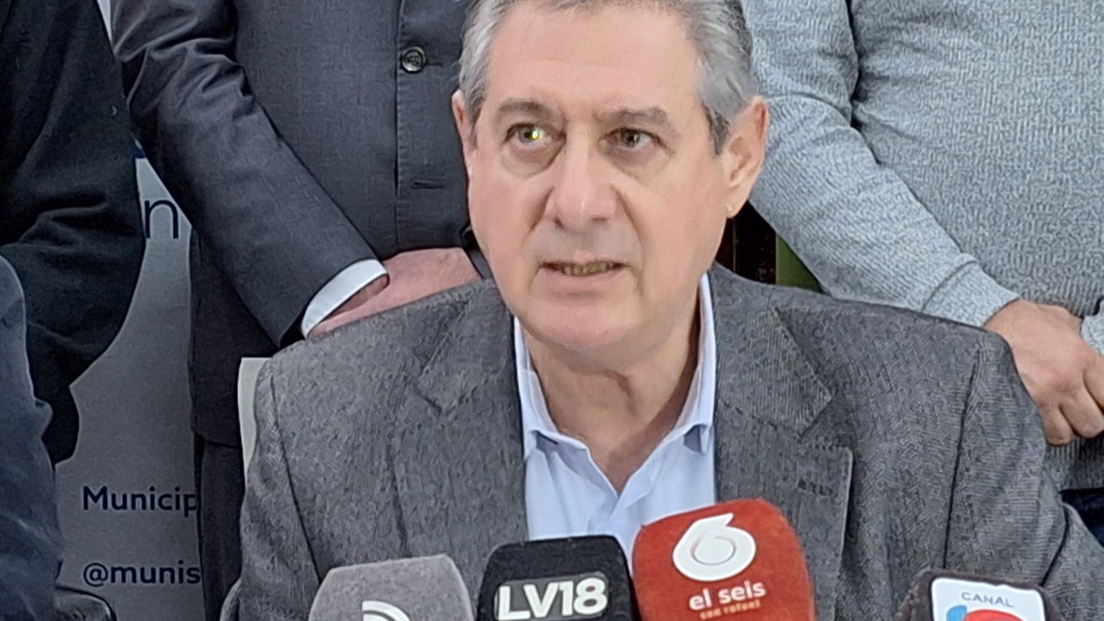 El intendente Omar Felix le envió su enojo a Alfredo Cornejo por obras en el sur