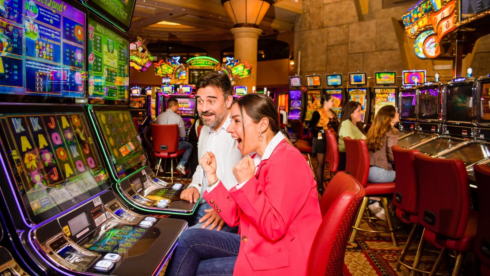 Media sanción para regular las máquinas tragamonedas en los casinos de Mendoza
