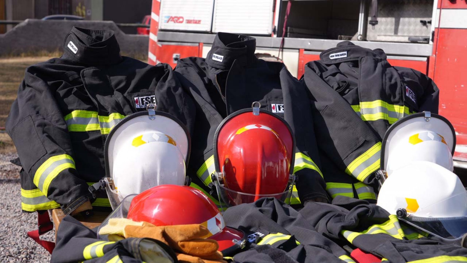 Suman equipamiento de última generación para Bomberos de la Zona Este