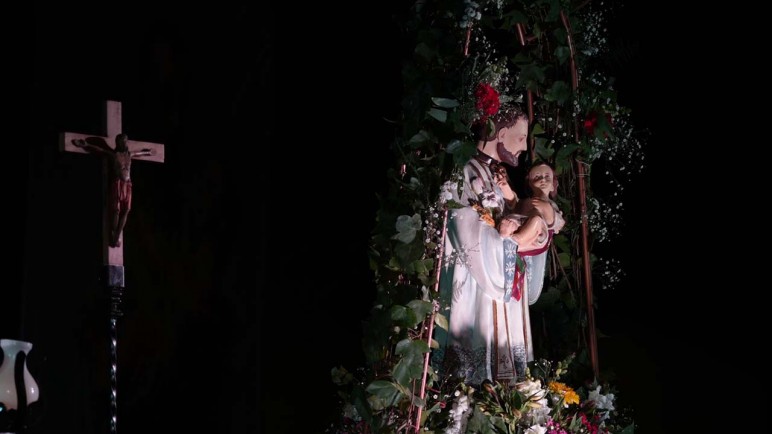 Multitudinaria celebración de San Cayetano en Orfila