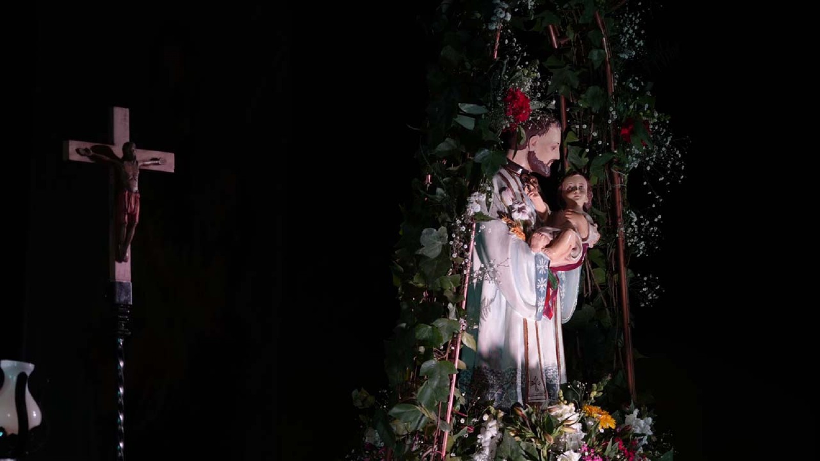 Multitudinaria celebración de San Cayetano en Orfila