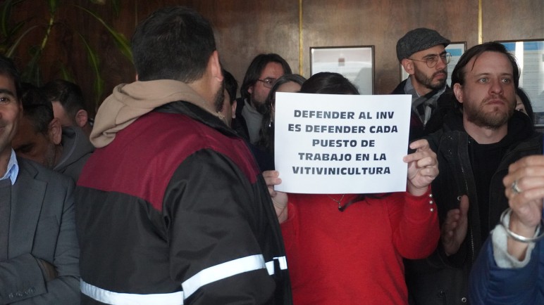 El gobierno de Javier Milei "desvinculó" a 49 empleados del INV en Mendoza