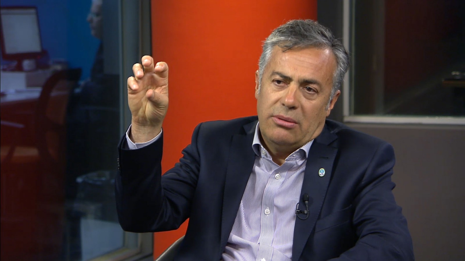 El gobernador Alfredo Cornejo intenta reformar el Estatuto del Empleado Público