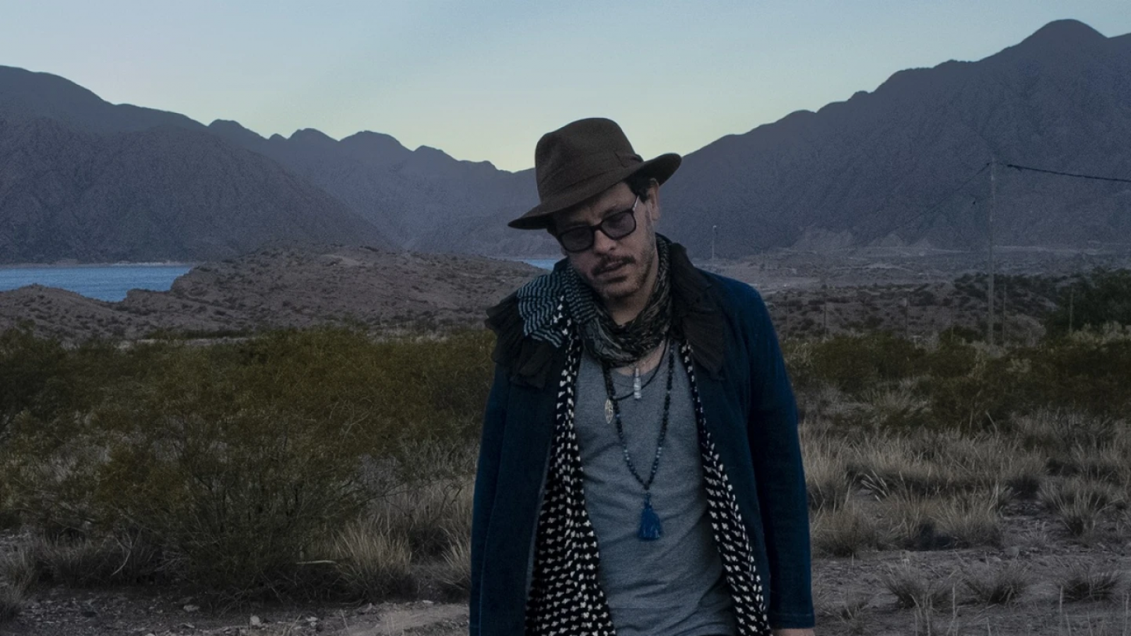 Lisandro Aristimuño llega a Mendoza con un show íntimo en formato trío