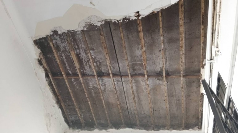 Padres en alerta: ¿Clases hoy con techos que caen?