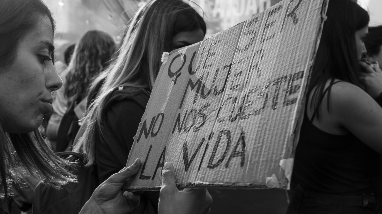 Por los reiterados femicidios en Mendoza el gobierno tomó una medida judicial