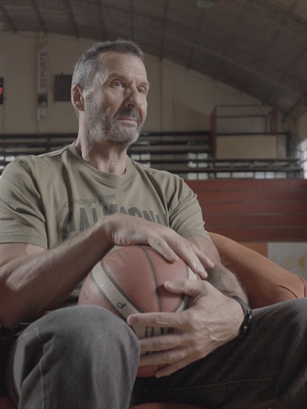 Generación Naranja '87: el documental que rescata la gesta del mítico equipo de básquet del Centro Deportivo Rivadavia