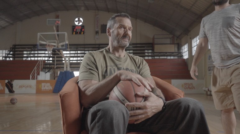 Generación Naranja '87: el documental que rescata la gesta del mítico equipo de básquet del Centro Deportivo Rivadavia