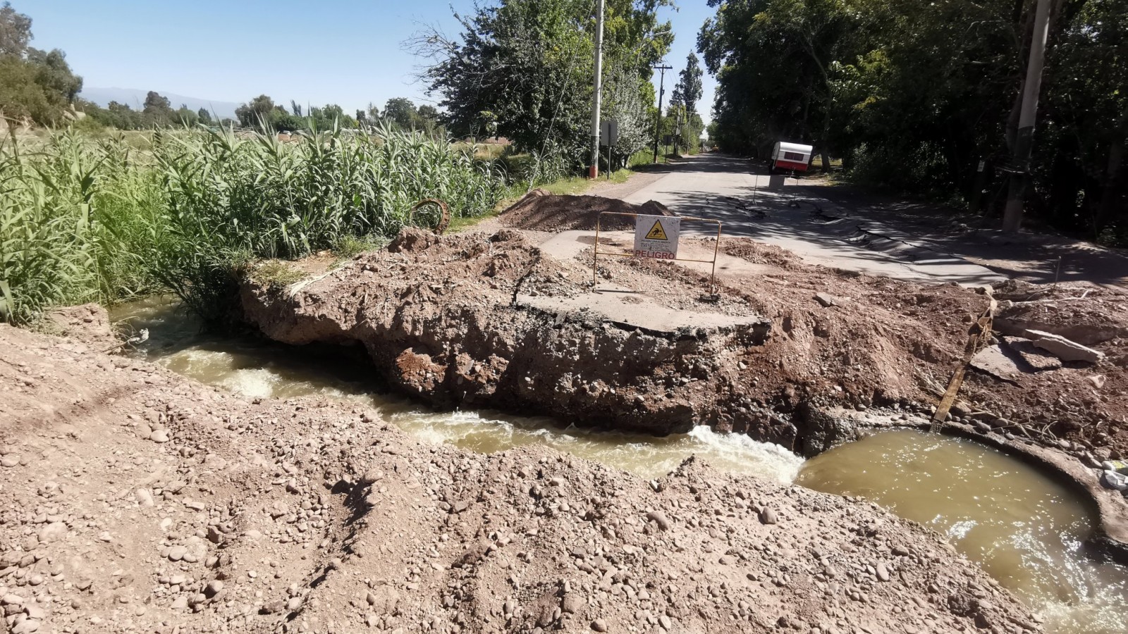 Guaymallén declaró la Emergencia Ambiental y Sanitaria por los derrames cloacales
