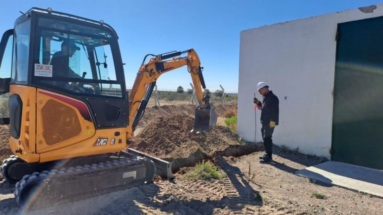Avanza la obra del gasoducto: trabajan en la planta de regulación intermedia en San Rafael