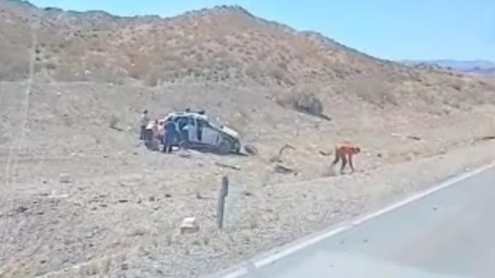Ruta 7: violento vuelco de un vehículo de origen chileno en Alta Montaña