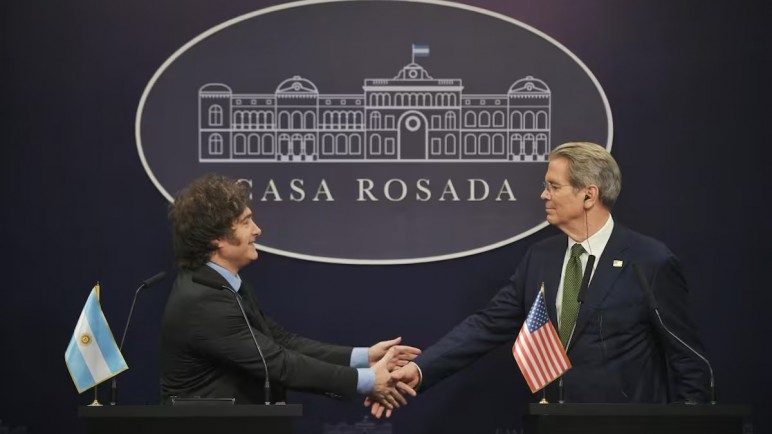 El Tesoro de EE.UU respaldó a Javier Milei y prometió financiamiento