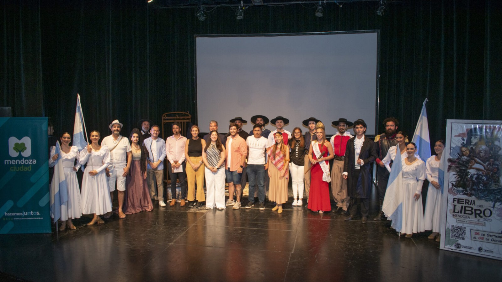 Homenajearon a San Martín con una velada especial en la Feria Internacional del Libro 2025