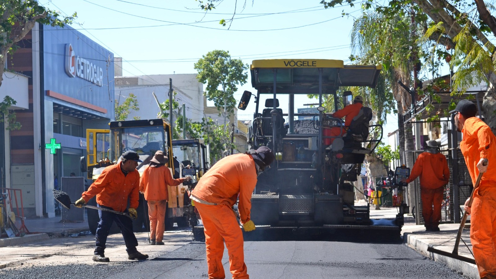 Maipú acelera su Plan Integral de Asfalto: más de 250 cuadras renovadas y un avance del 60 %