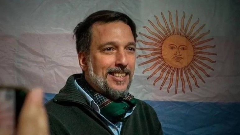 Volver a forjar la Nación: Martín Ayerbe y el sueño de industrializar la Argentina soberana
