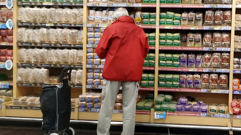 Los alimentos de primera necesidad acumulan una suba de 3% en octubre