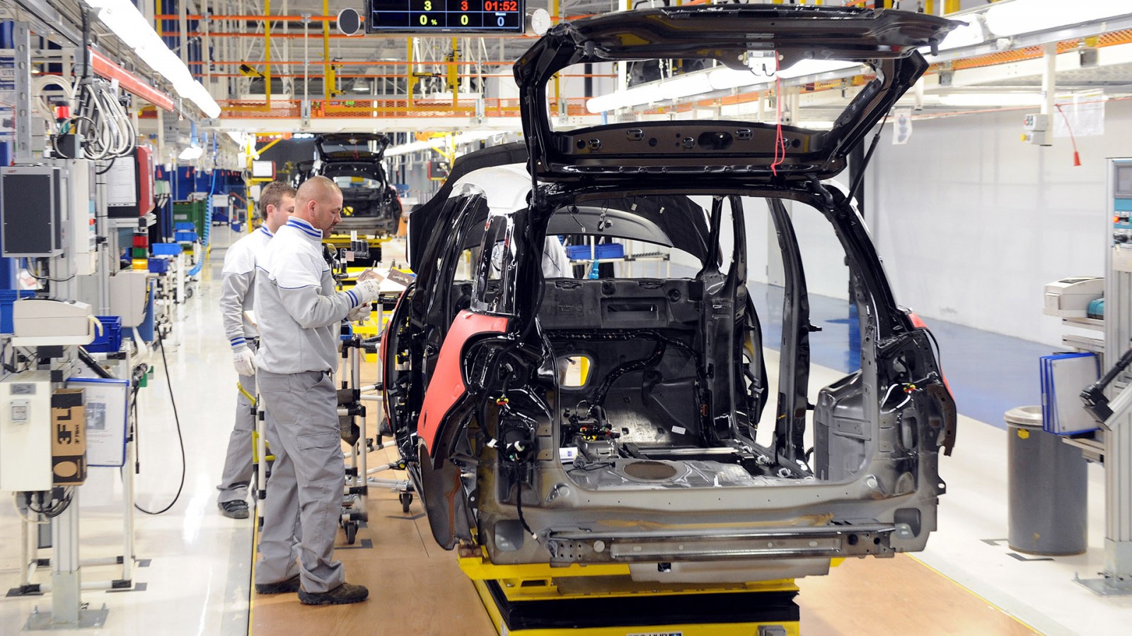 La industria cayó en septiembre y se hunde la actividad económica del país