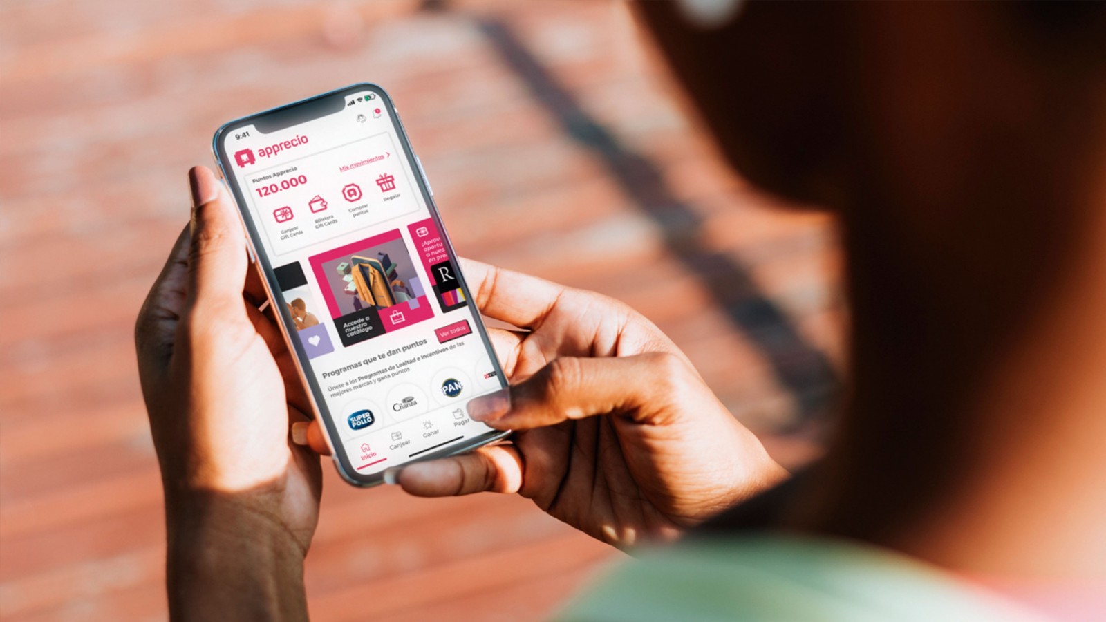 Aumenta el uso de plataformas en jóvenes para llegar a fin de mes