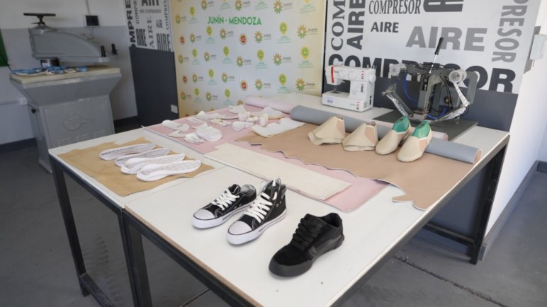 Lanzan Fábrica de Calzados "Junín Punto Limpio": una nueva apuesta a la inclusión productiva y la economía circular