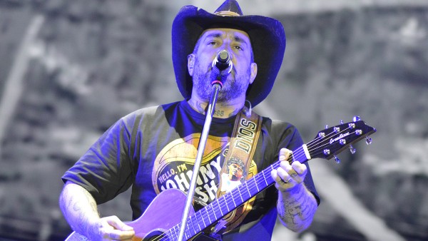 El rock hizo vibrar el Hipódromo de Mendoza y Ciro fue la gran estrella de la noche