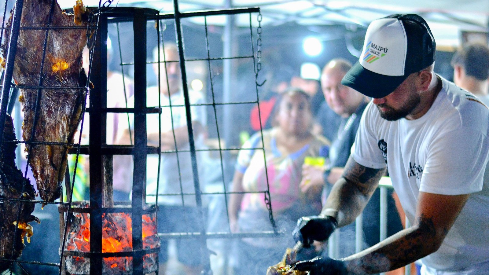 Maipú celebra la cuarta edición del Festival del Vacío a la Llama con más de 40 equipos en competencia