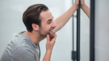 El peligro de esta era: varones jóvenes, burbujas digitales y una sociedad sin diálogo